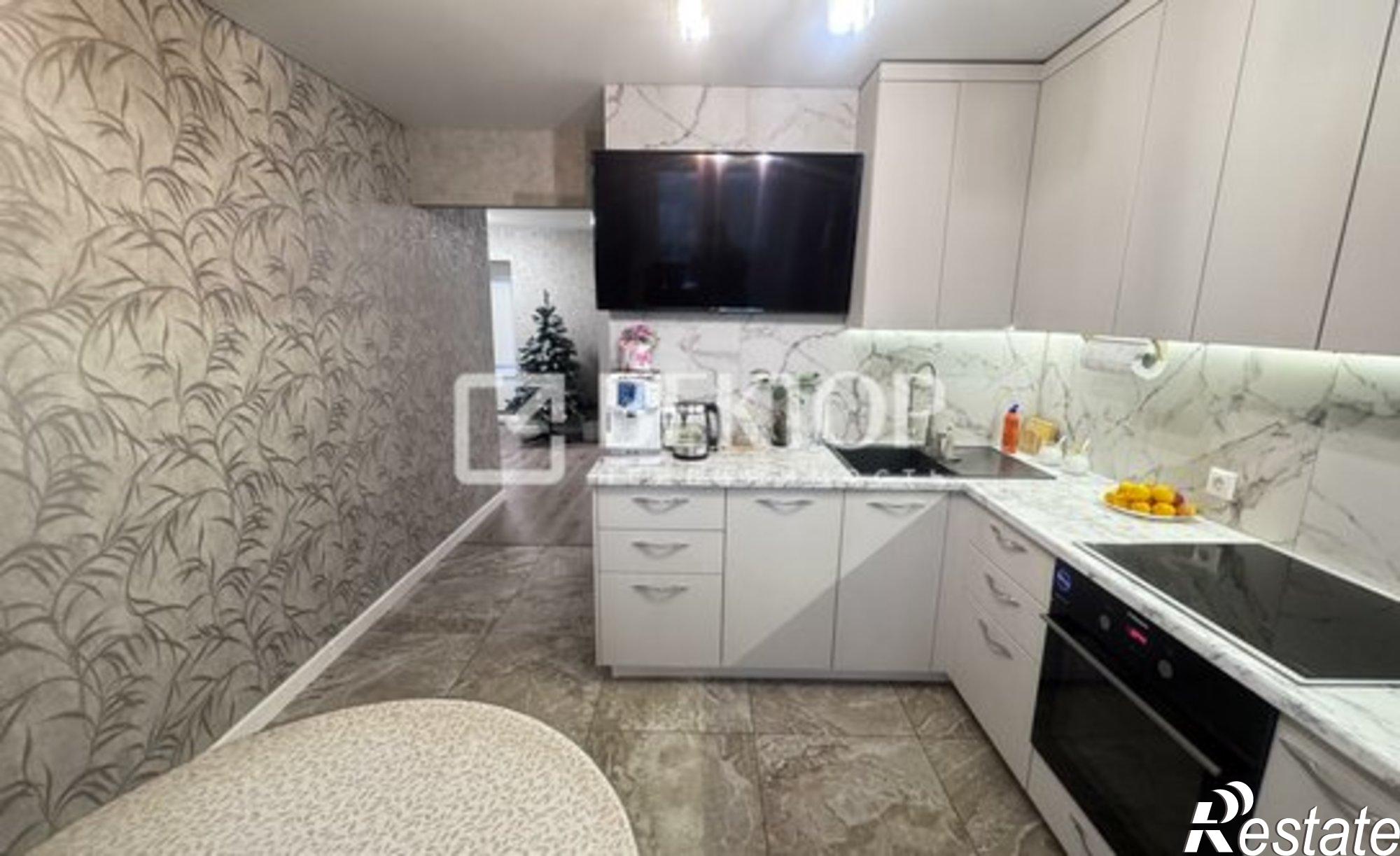 Купить квартиру за 10 900 000 рублей на ул Карла Либкнехта, 11/12