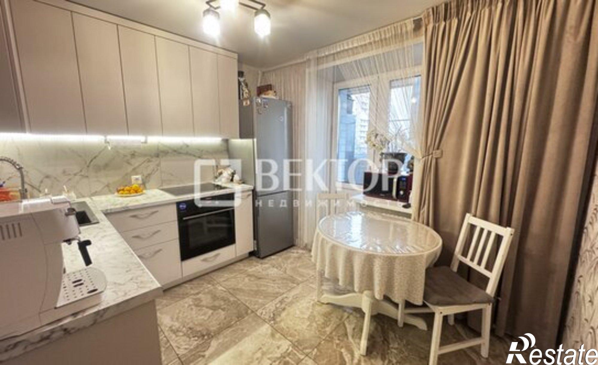 Купить квартиру за 10 900 000 рублей на ул Карла Либкнехта, 11/12