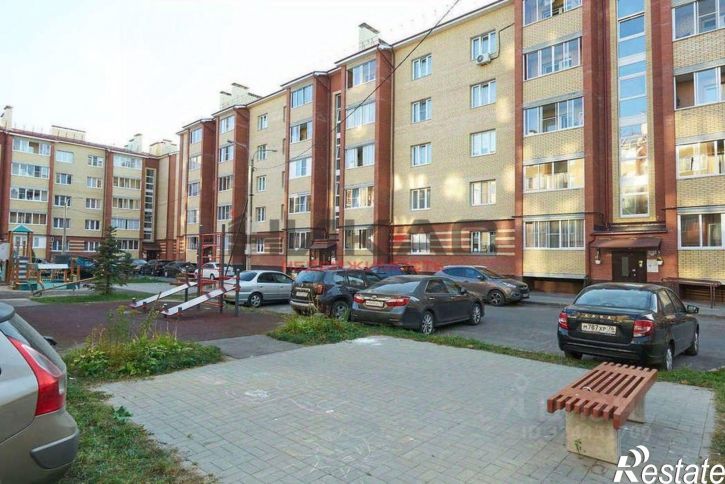 2-комн квартира улица Александра Додонова, 6 к5,  д. 6 к5