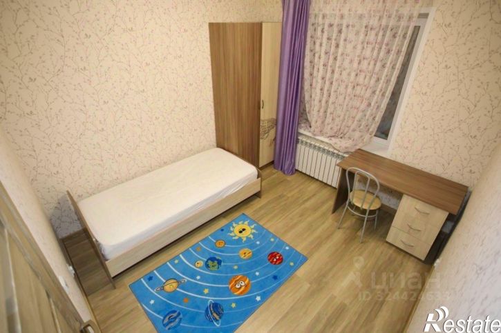 3-комн квартира поселок Нефтебаза, 152,  д. 152