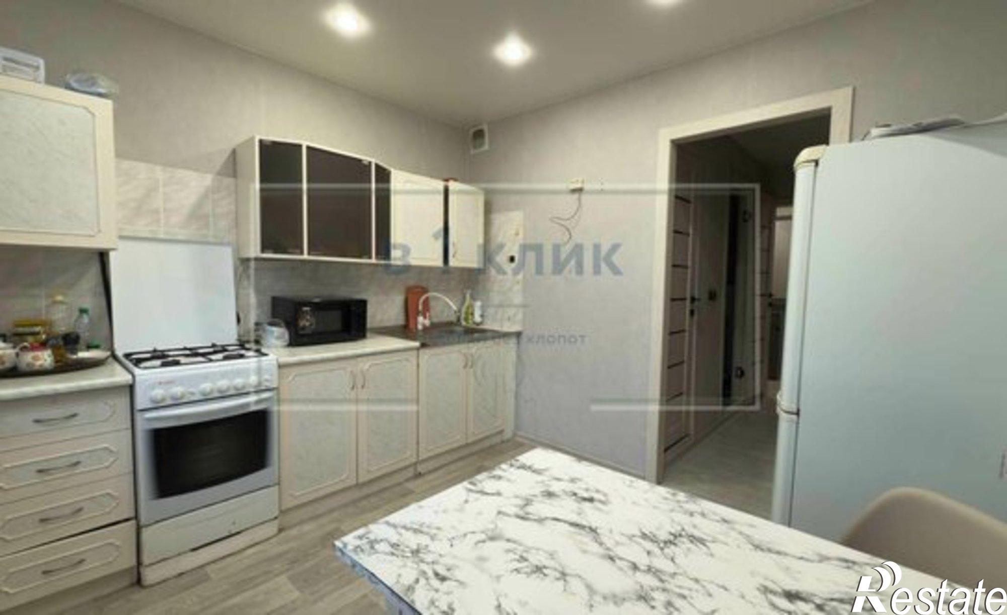 Купить квартиру за 3 800 000 рублей на ул Сахарова, 13 2