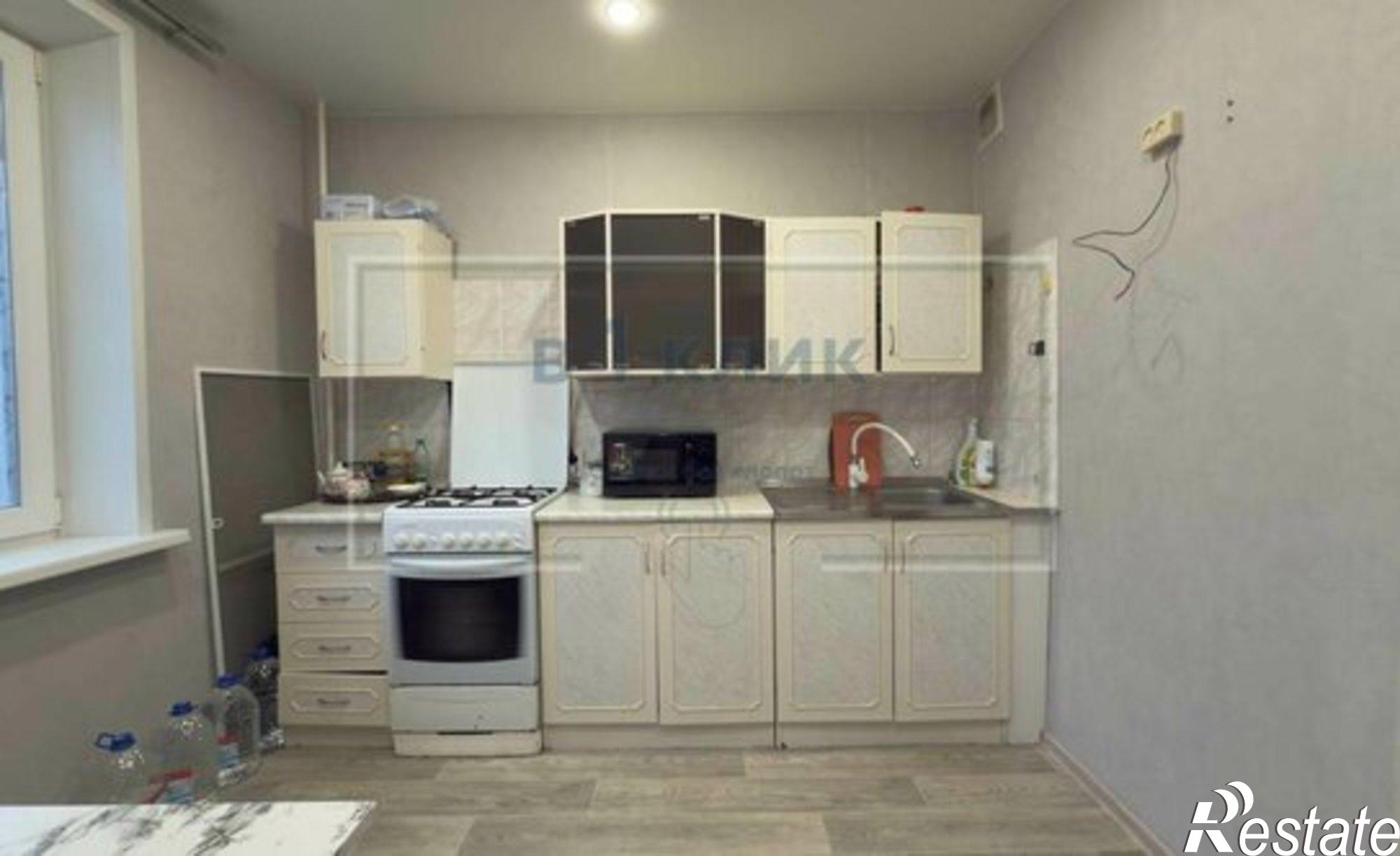 Купить квартиру за 3 800 000 рублей на ул Сахарова, 13 2