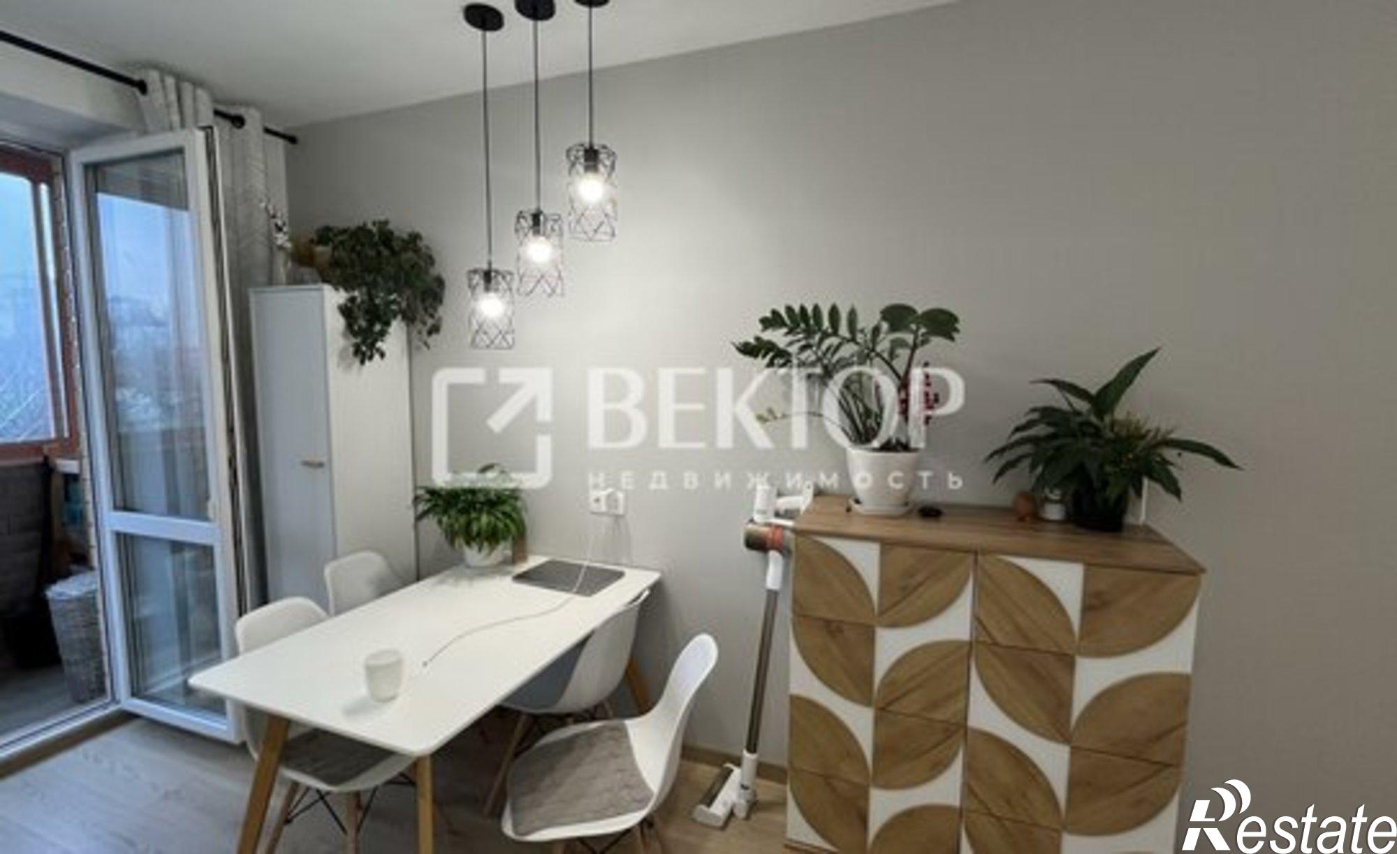 Купить квартиру за 9 990 000 рублей на ул Родниковая, 13