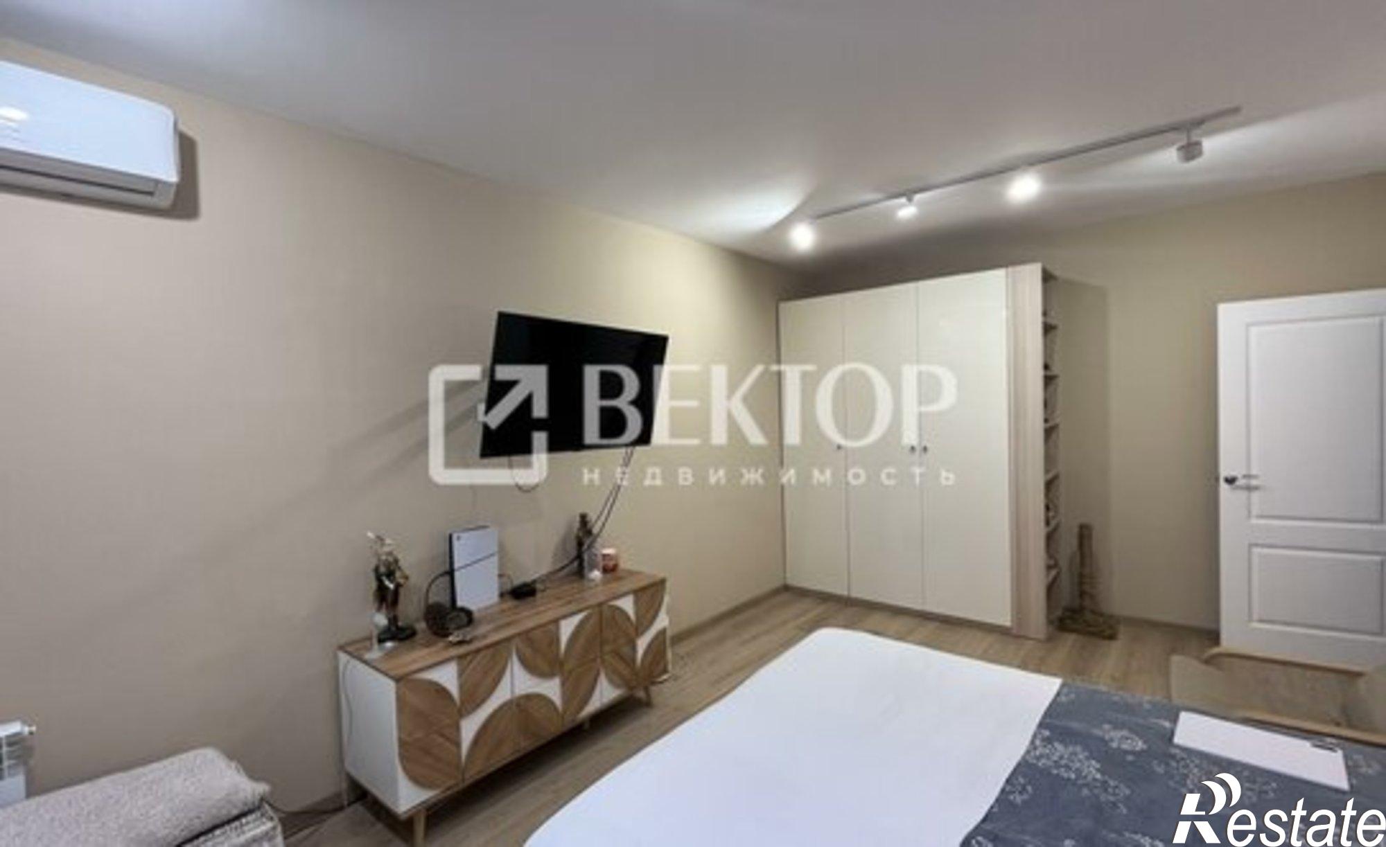 Купить квартиру за 9 990 000 рублей на ул Родниковая, 13