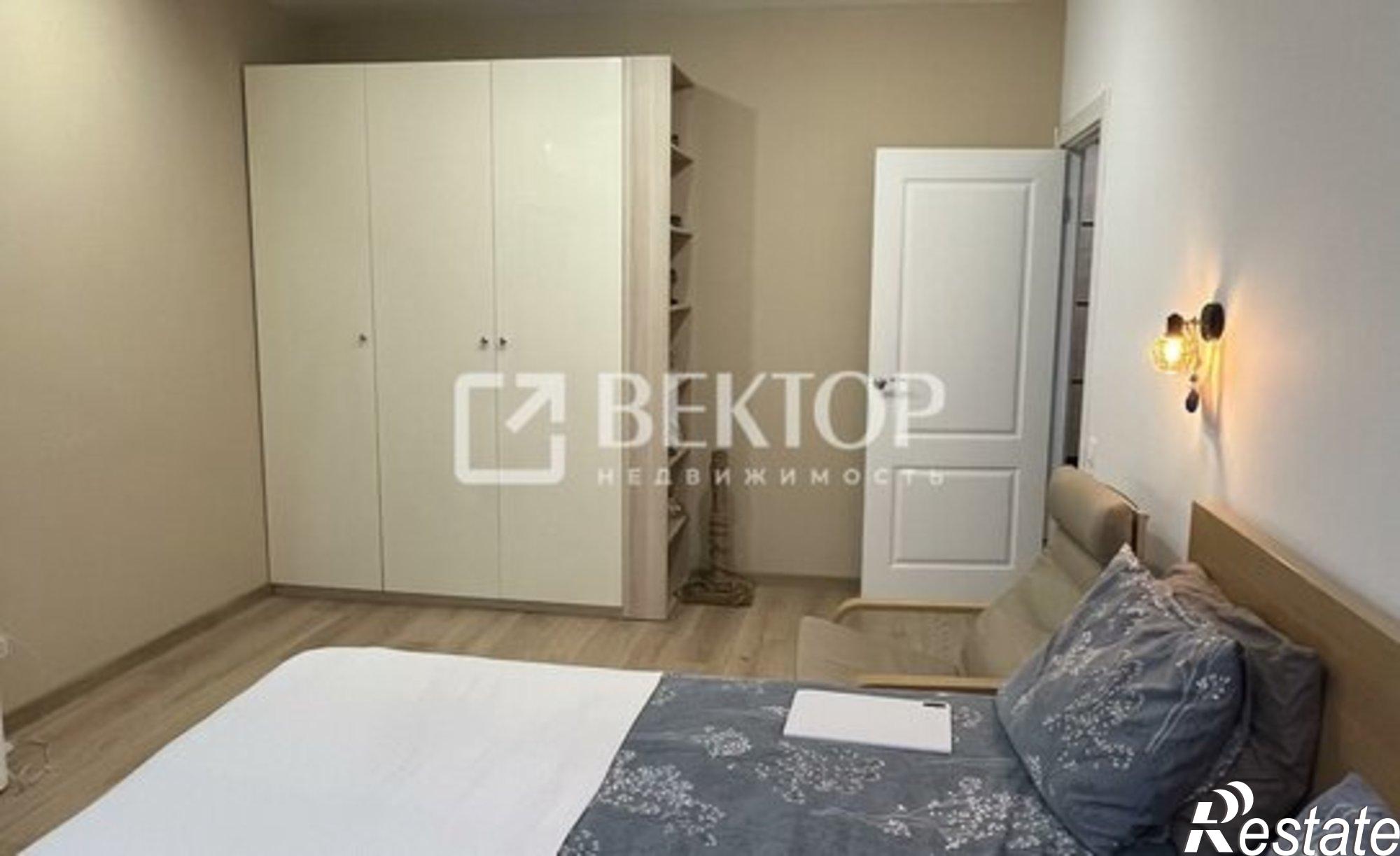 Купить квартиру за 9 990 000 рублей на ул Родниковая, 13