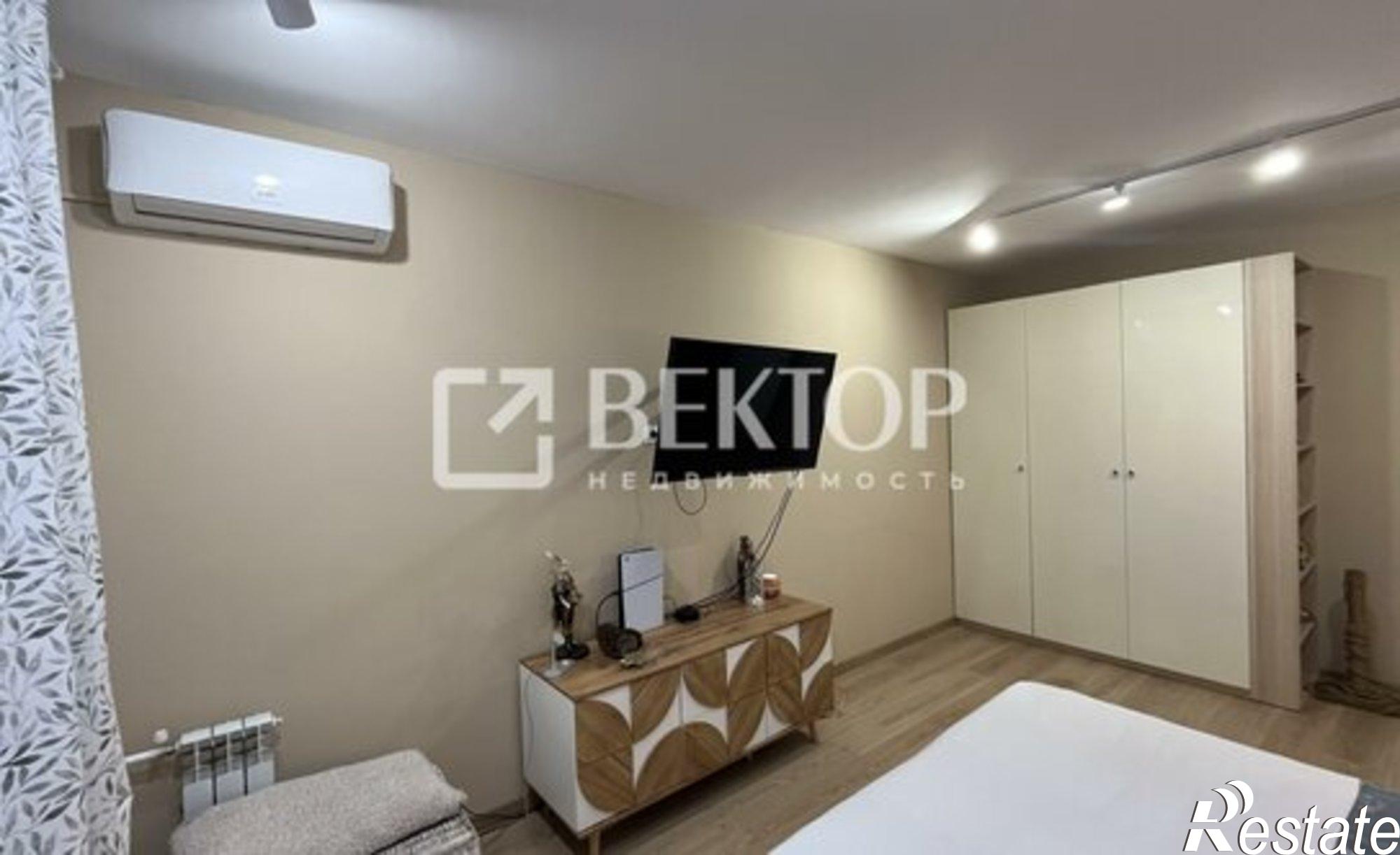 Купить квартиру за 9 990 000 рублей на ул Родниковая, 13