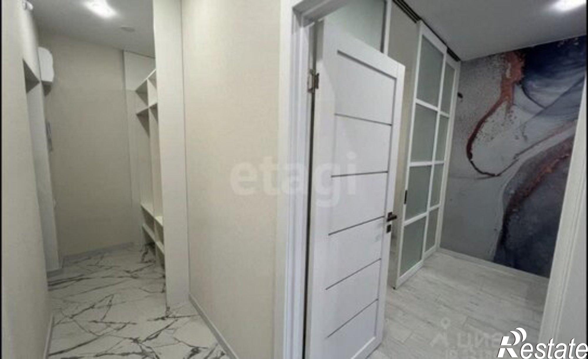 Купить квартиру за 3 500 000 рублей на Лебедевская улица, 10