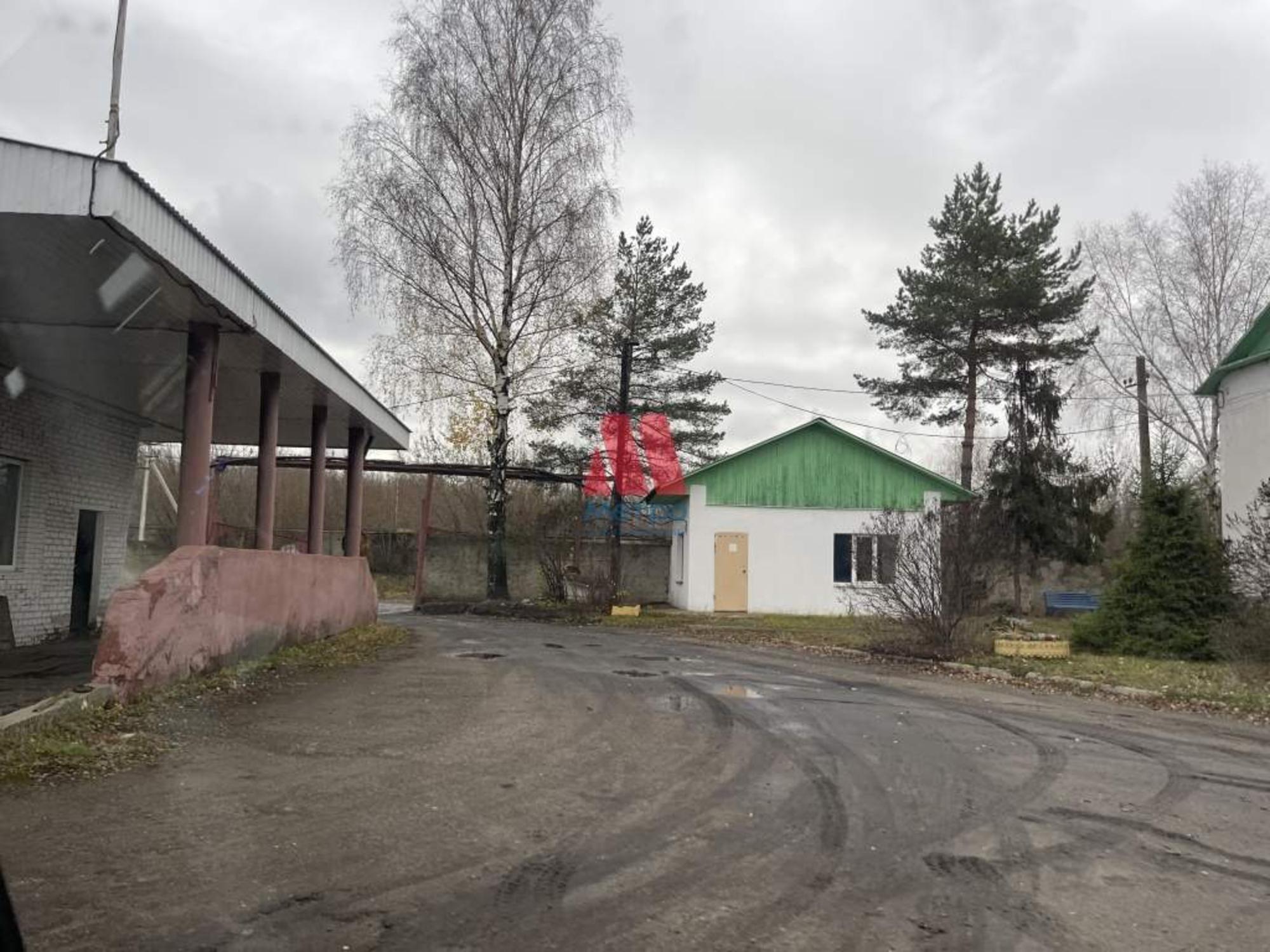 Купить помещение свободного назначения за 190 000 000 рублей на Домостроителей проезд, д.2