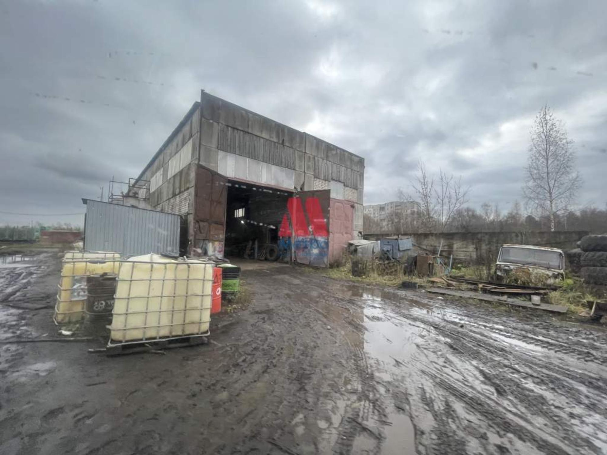 Купить помещение свободного назначения за 190 000 000 рублей на Домостроителей проезд, д.2