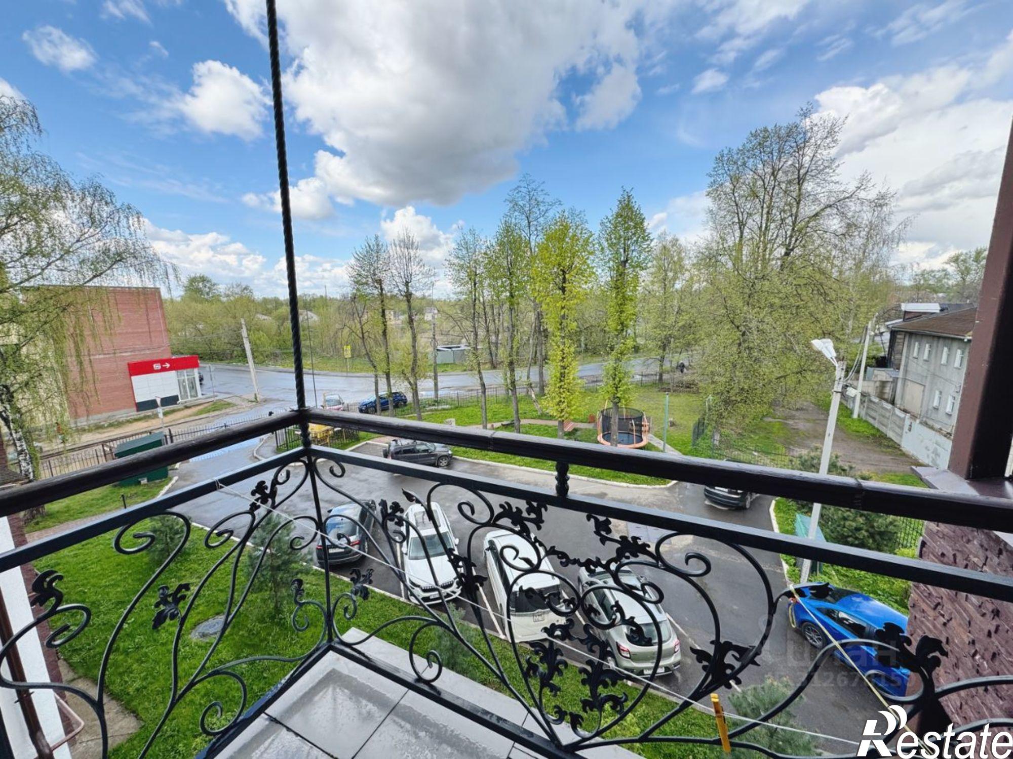 Купить квартиру за 9 990 000 рублей на проспект Авиаторов, 46