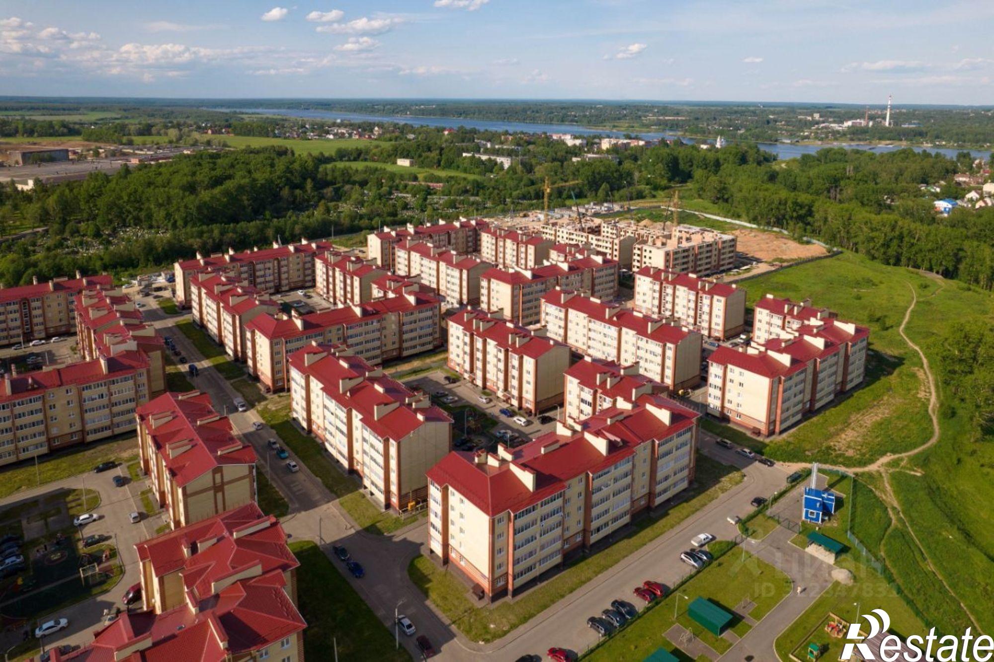 Купить квартиру за 4 289 600 рублей на ул Романовская, 9 2