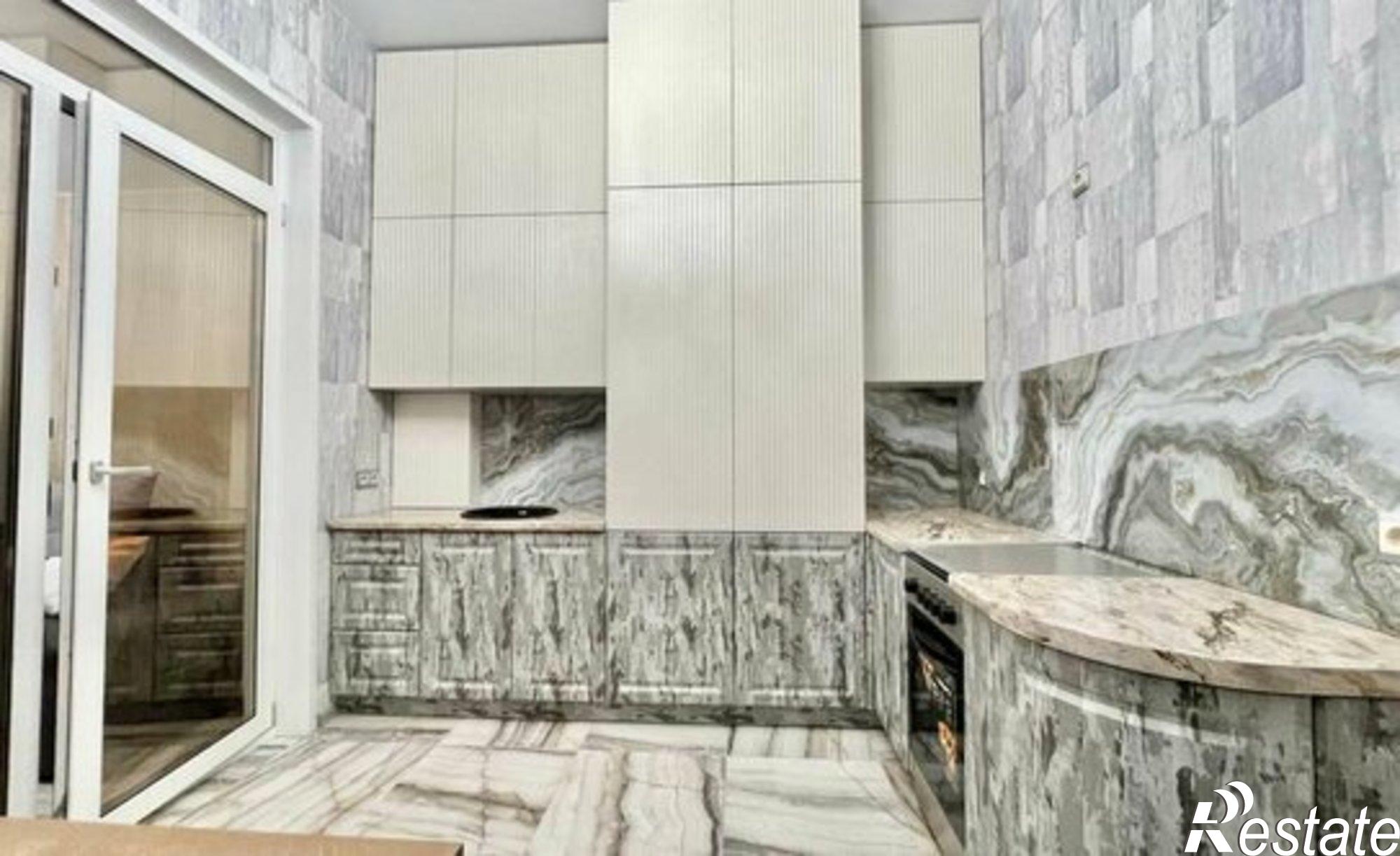 Купить квартиру за 14 400 000 рублей на улица Свердлова, 74А