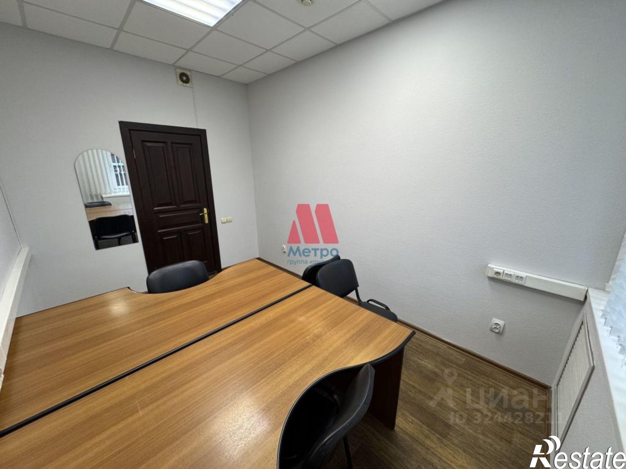 Сдать офис, помещение под офис за 14 520 рублей на Республиканская улица, 112