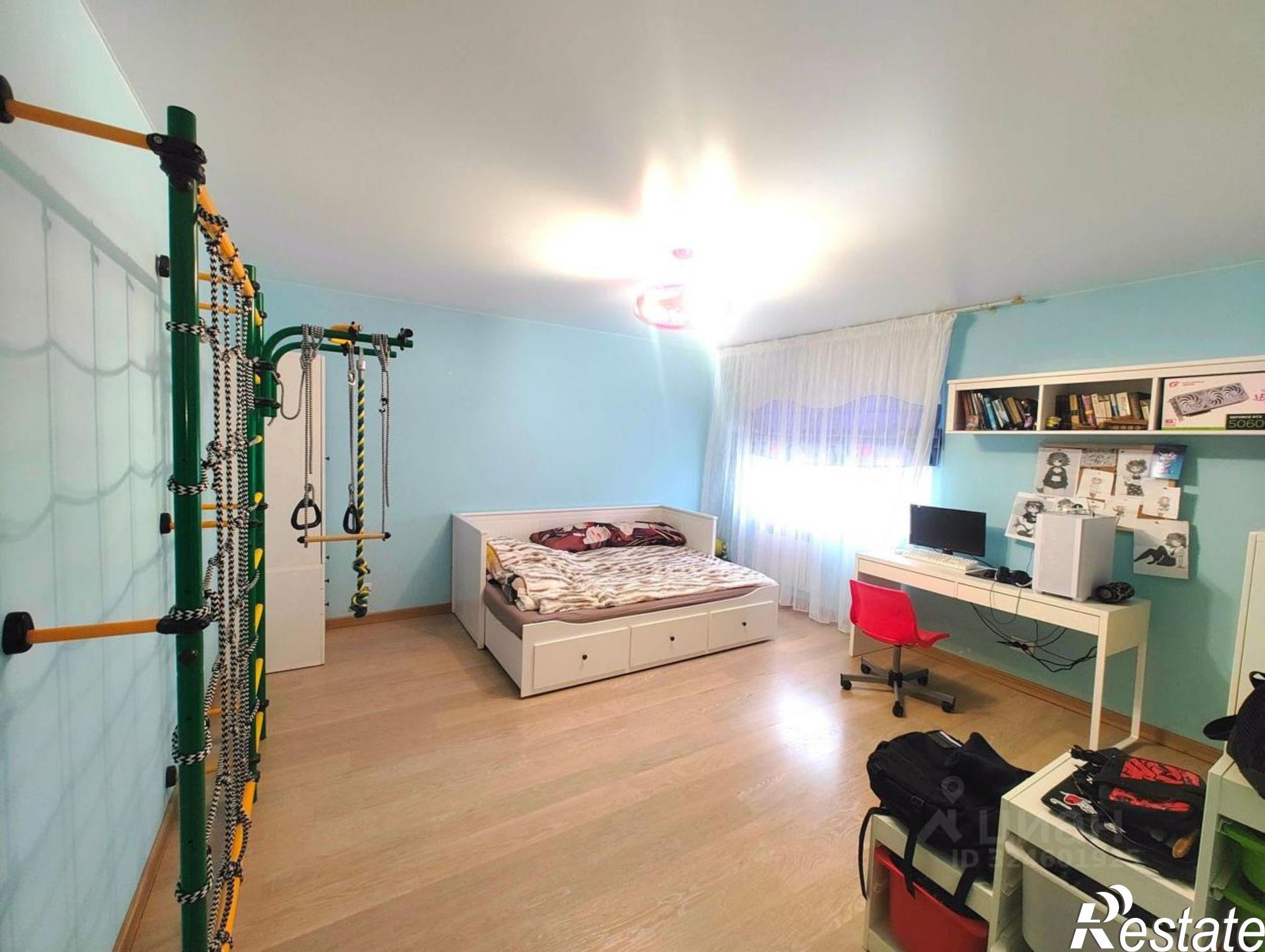 Купить квартиру за 19 000 000 рублей на улица Космонавтов, 4