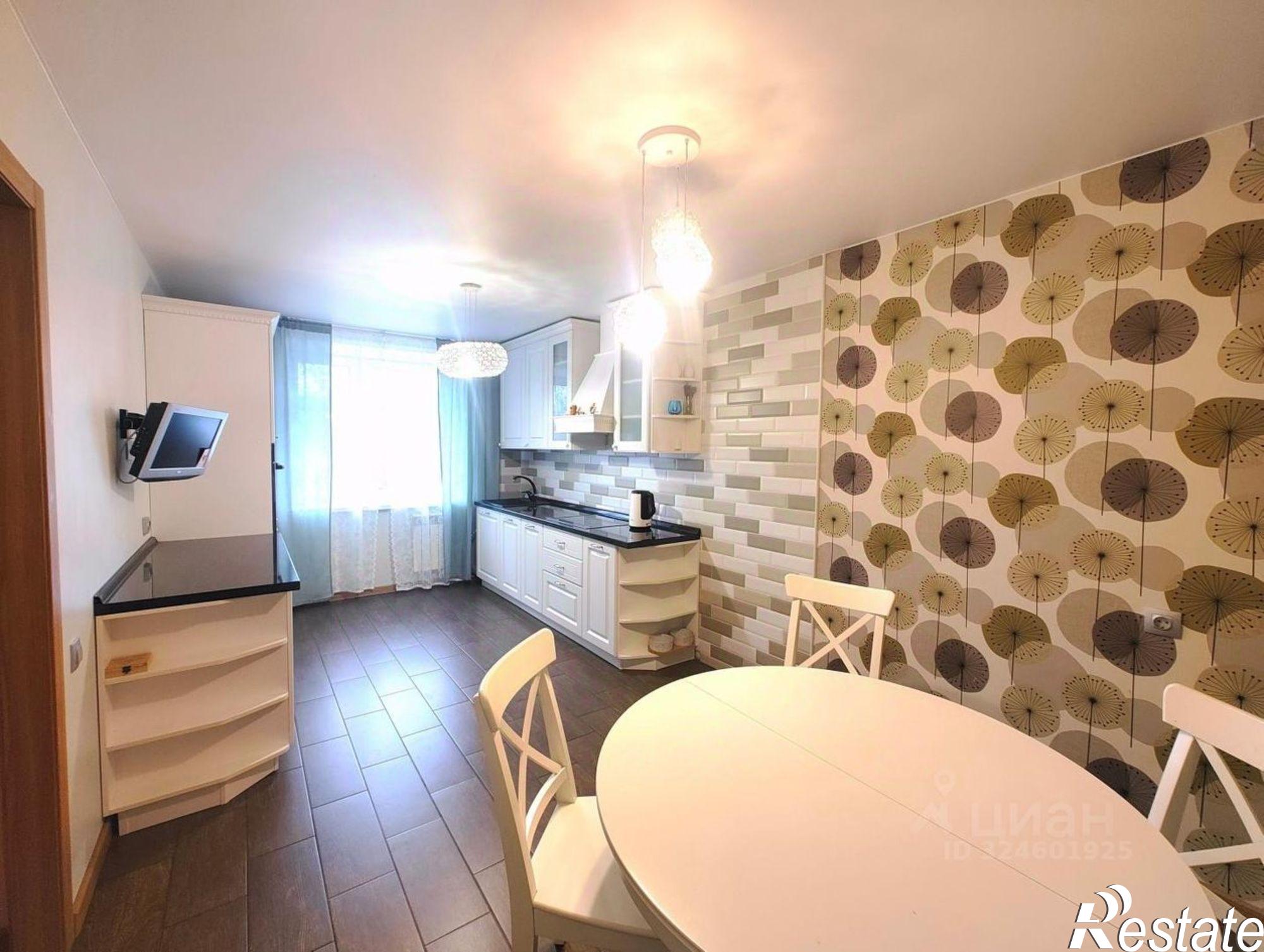 Купить квартиру за 19 000 000 рублей на улица Космонавтов, 4