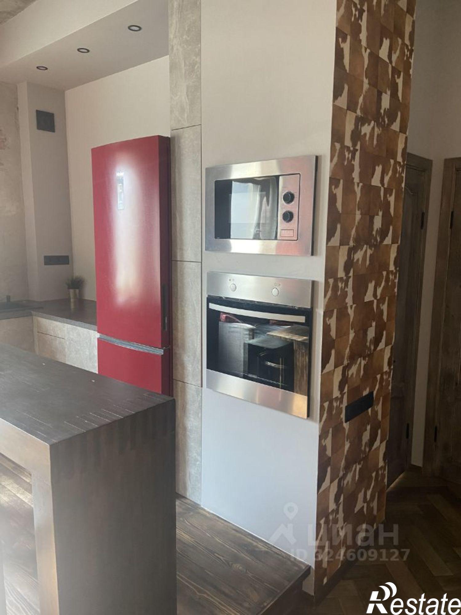 Купить квартиру за 10 800 000 рублей на Республиканская улица, 60/17