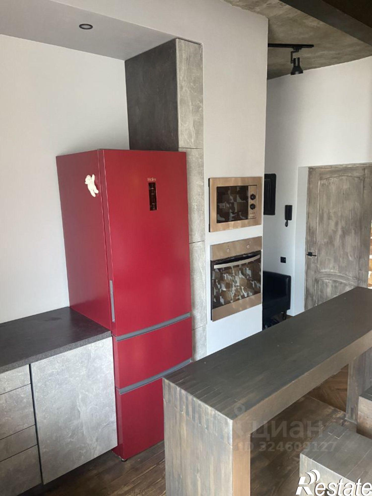 Купить квартиру за 10 800 000 рублей на Республиканская улица, 60/17