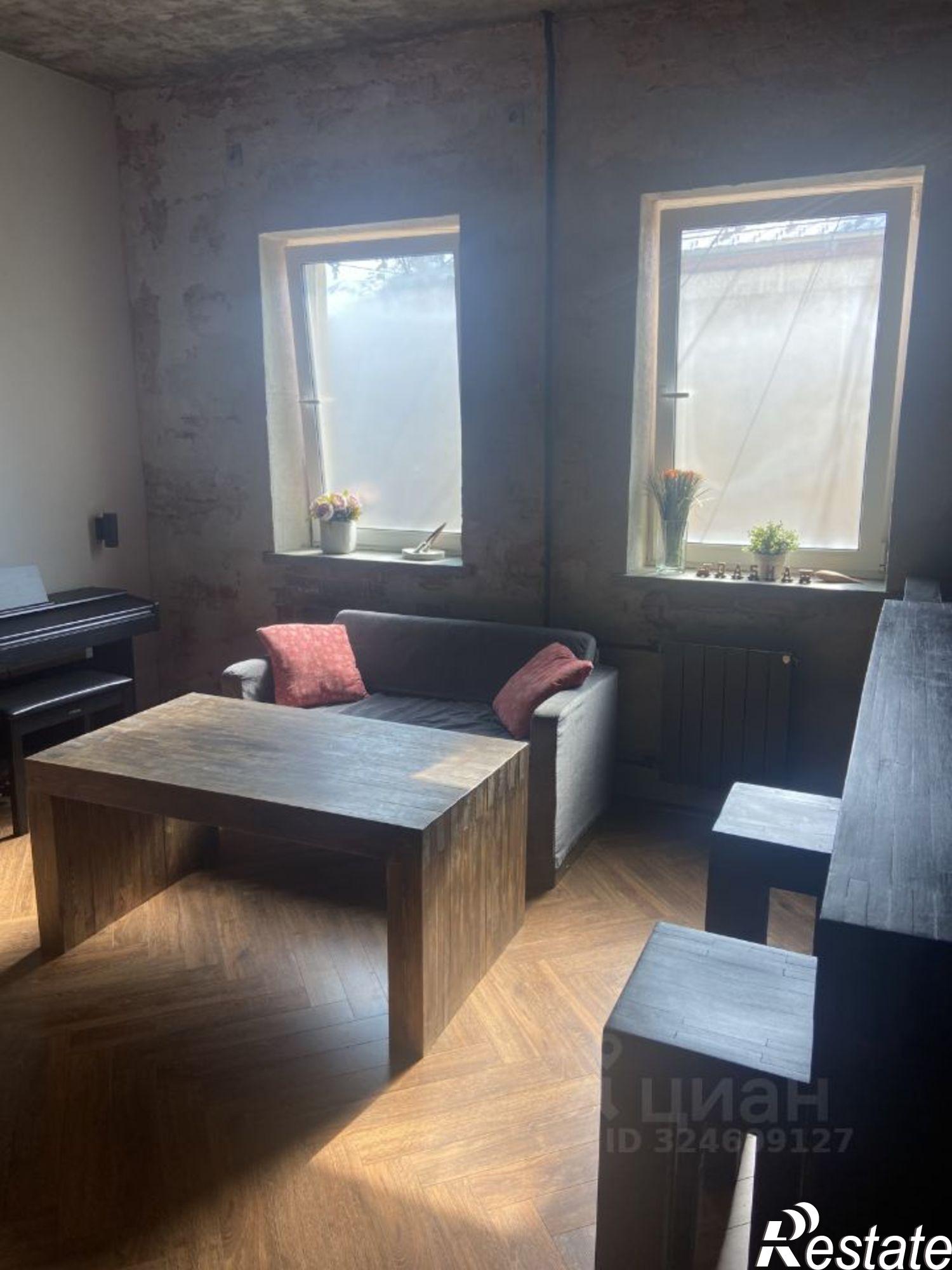 Купить квартиру за 10 800 000 рублей на Республиканская улица, 60/17