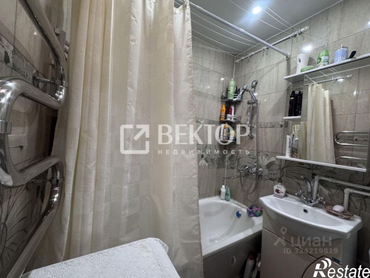 1-комн квартира улица Ньютона, 18,  д. 18