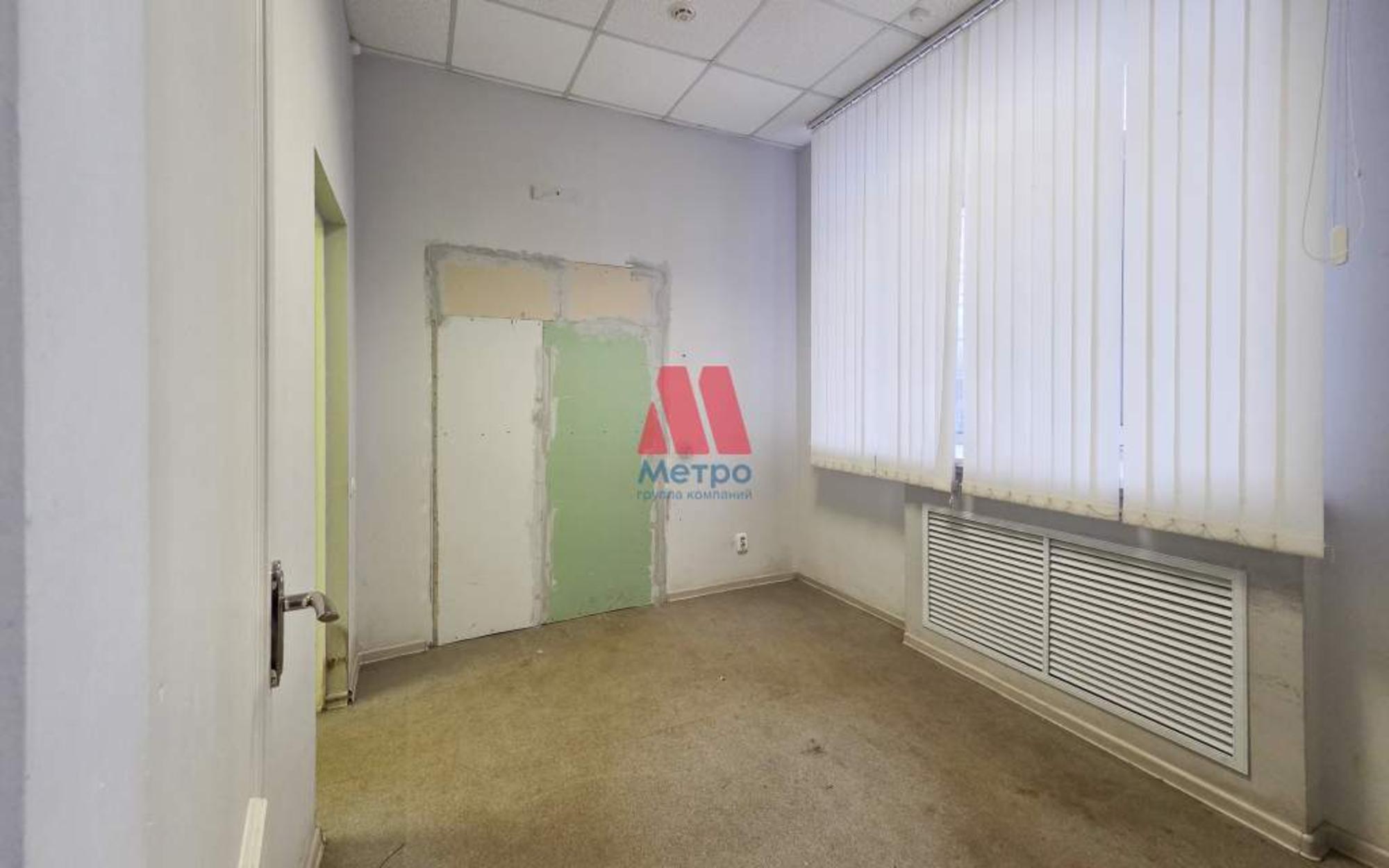 Купить помещение свободного назначения за 20 000 000 рублей на Нефтяников улица, д.5