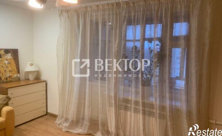 2-комн квартира улица Калинина, 33 к2,  д. 33 к2