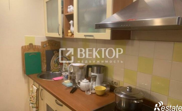 2-комн квартира улица Калинина, 33 к2,  д. 33 к2