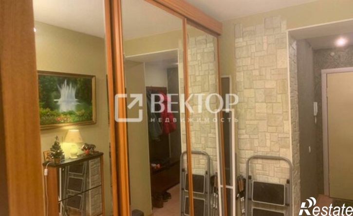 2-комн квартира улица Калинина, 33 к2,  д. 33 к2