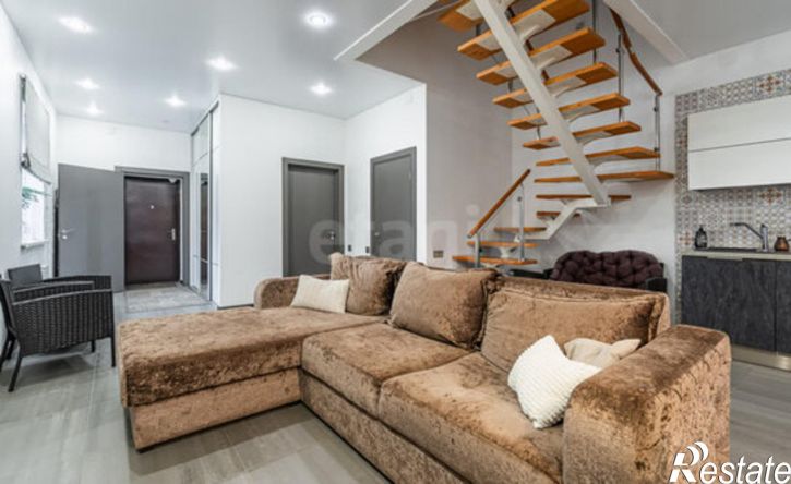 5-комн квартира Рыночный пер, 4,  д. 4