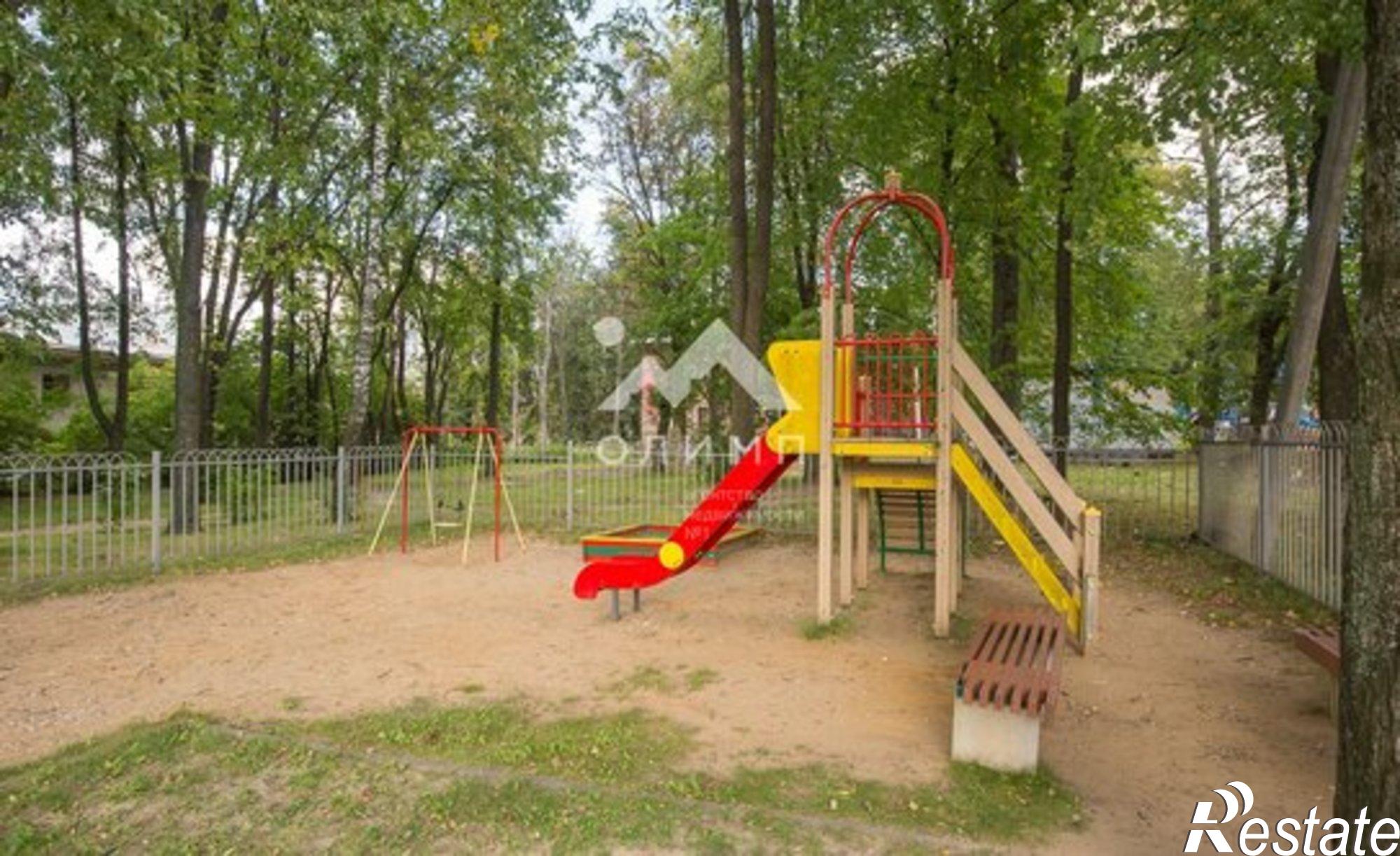 Купить квартиру за 4 380 000 рублей на улица Зелинского, 15А