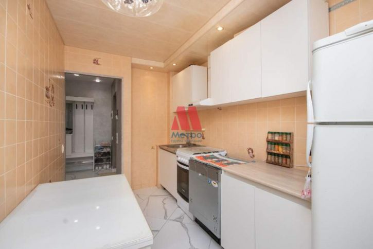 3-комн квартира Доронина улица, д.8к2