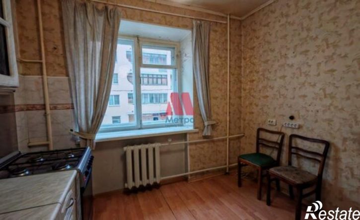 4-комн квартира ул Суркова, 7,  д. 7