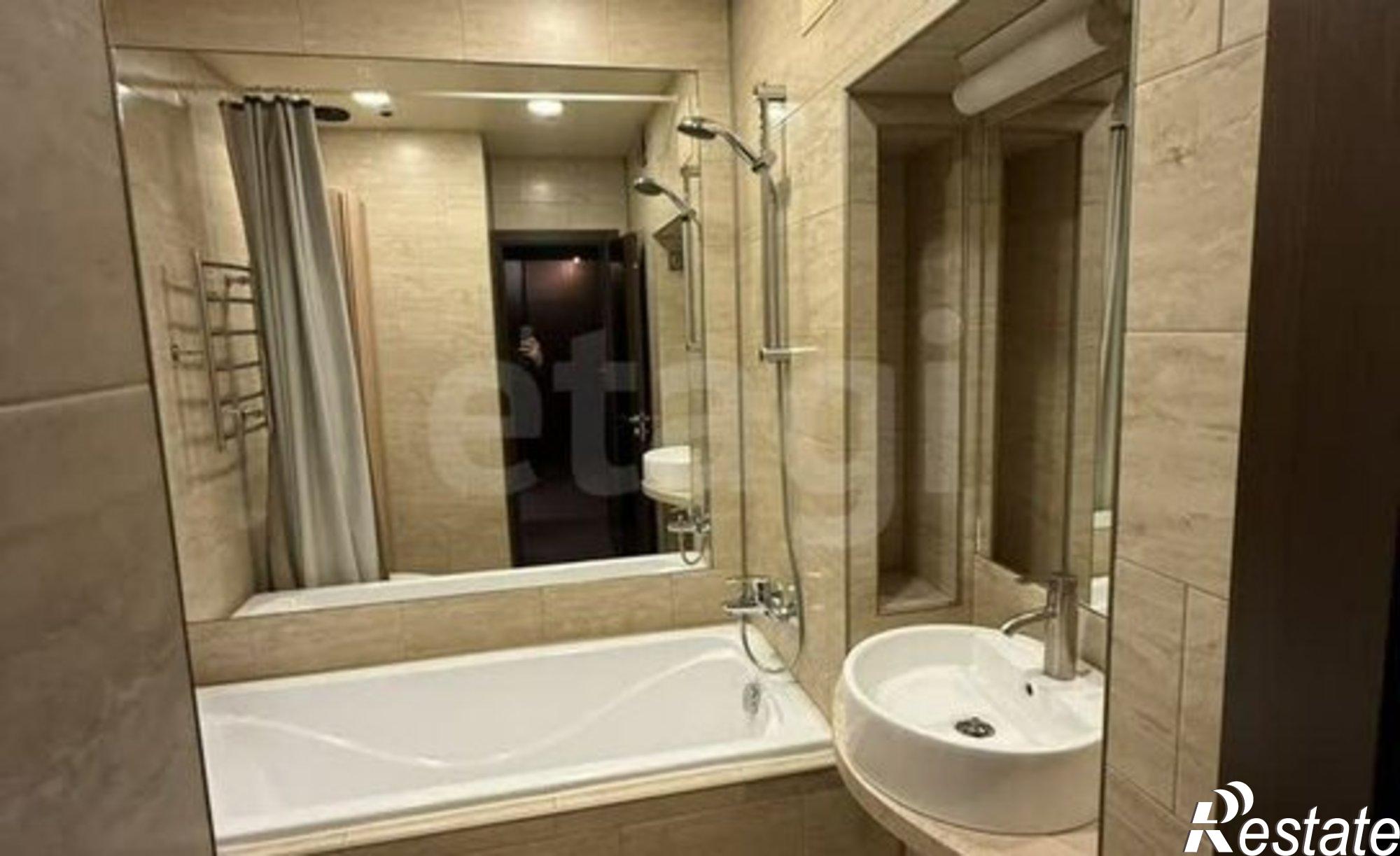 Купить квартиру за 6 000 000 рублей на улица Батова, 14