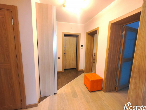 Продажа 7-комн квартиры улица Космонавтов, 4