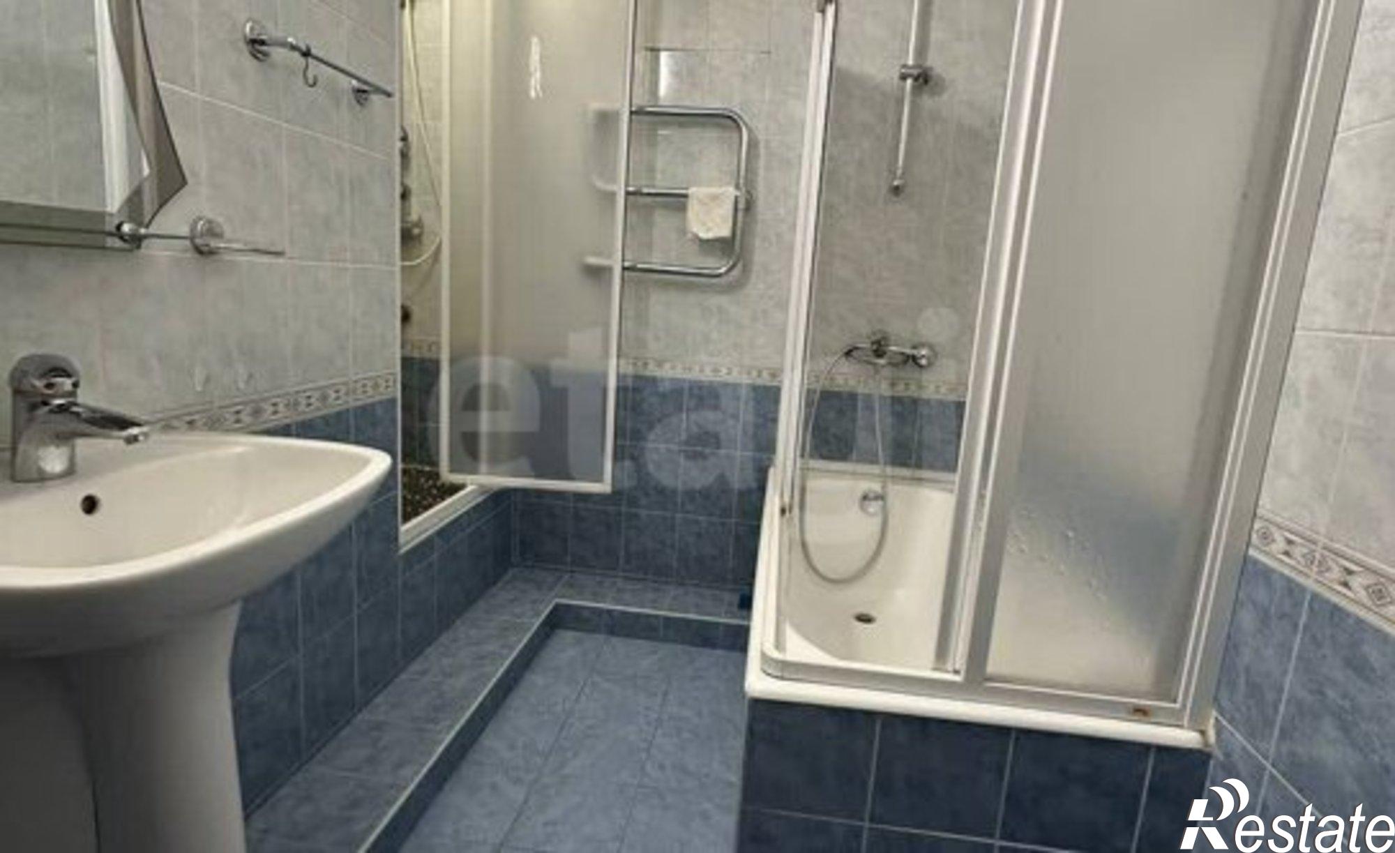 Купить квартиру за 18 000 000 рублей на ул Республиканская, 84 2