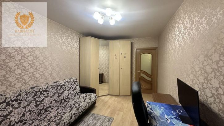 2-комн квартира Красноборская ул, 43/18