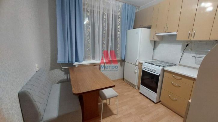 2-комн квартира Дзержинского проспект, д.8