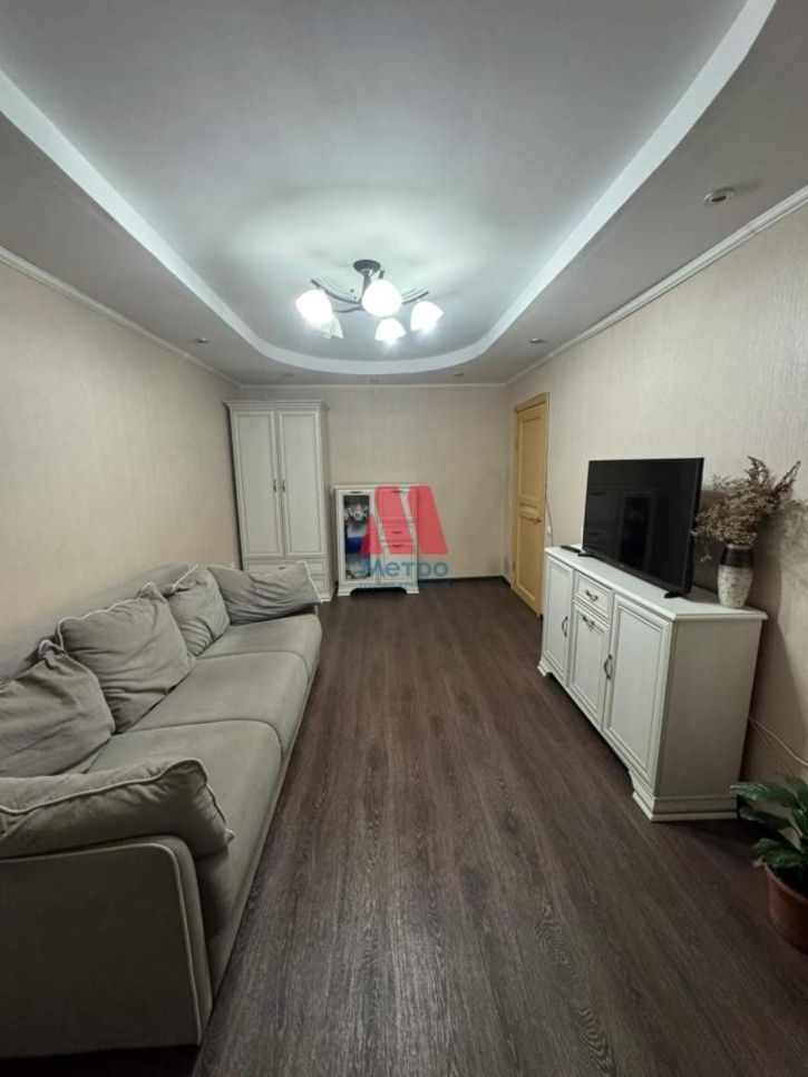 3-комн квартира Дзержинского проспект, д.59