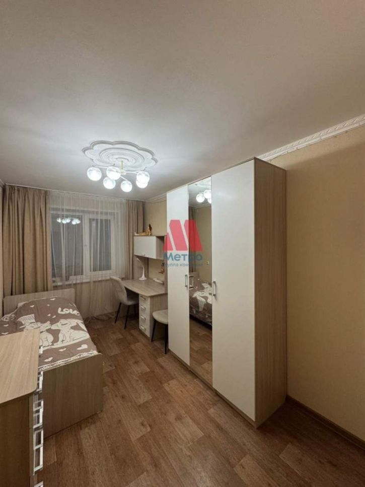 3-комн квартира Дзержинского проспект, д.59