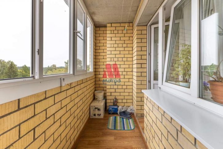 3-комн квартира Космонавтов улица, д.4