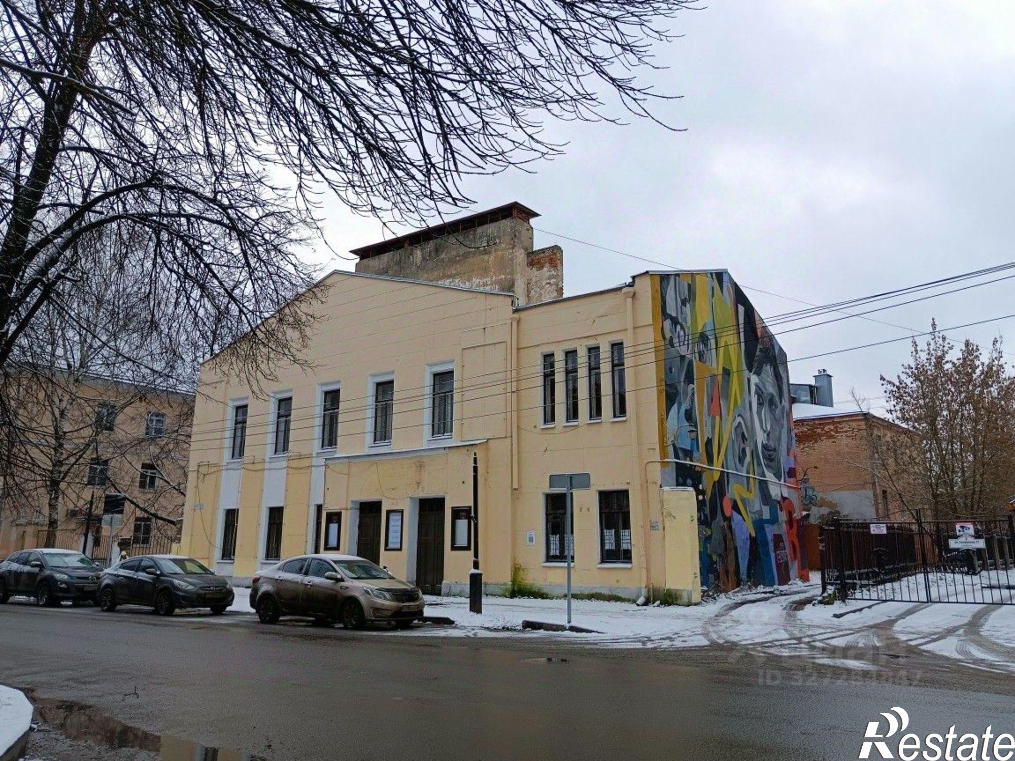 Купить ОСЗ, отдельно стоящее здание за 94 656 100 рублей на ул Свердлова, 9