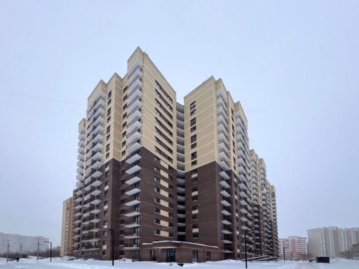 1-комн квартира Строителей ул, 18