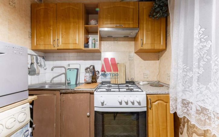 3-комн квартира Ушакова проезд, д.16