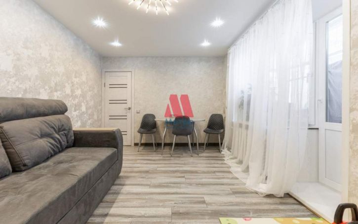 2-комн квартира Авиаторов проспект, д.82