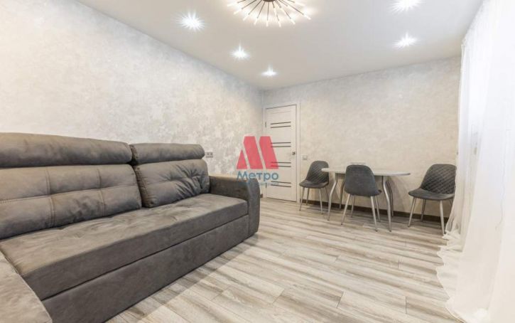 2-комн квартира Авиаторов проспект, д.82