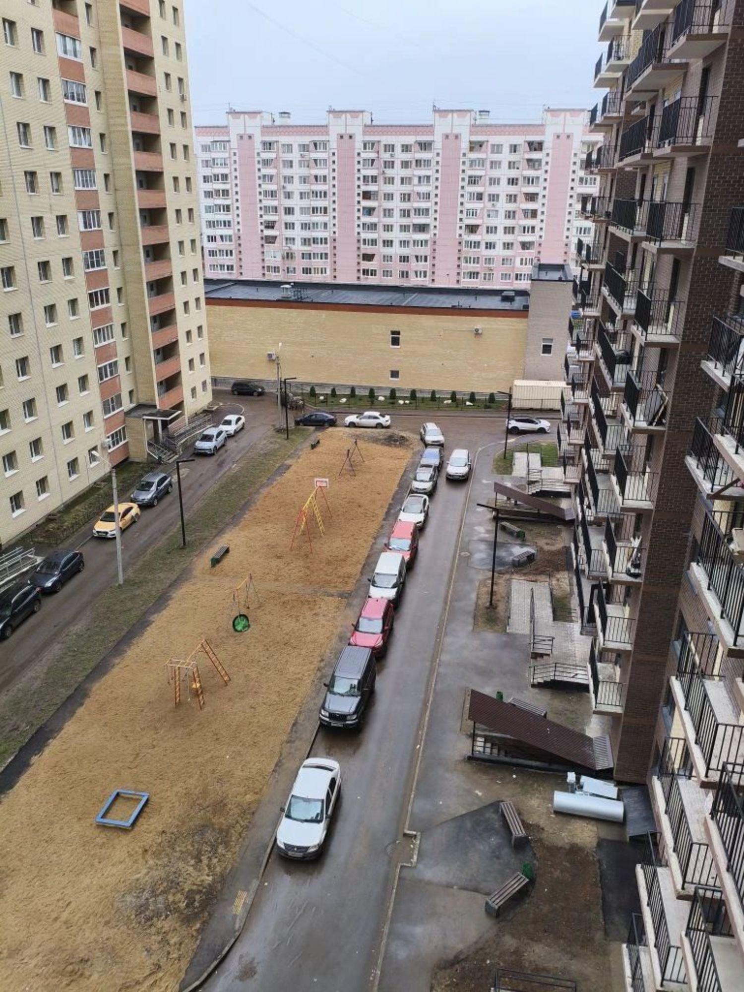 Купить квартиру за 4 700 000 рублей на Строителей ул, 18