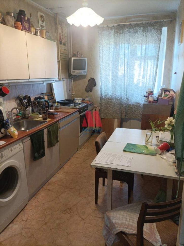 4-комн квартира Папанина улица, д.14