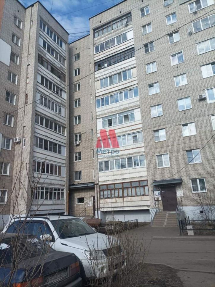4-комн квартира Папанина улица, д.14