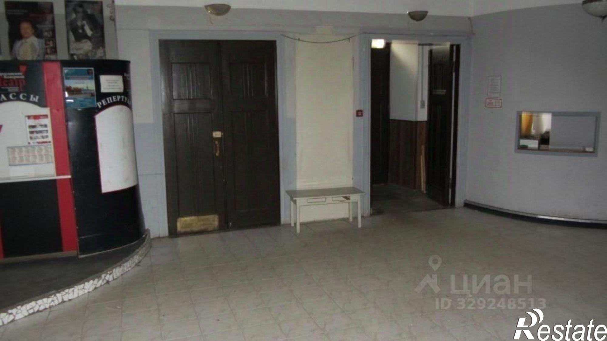 Купить ОСЗ, отдельно стоящее здание за 94 656 100 рублей на ул Свердлова, 9