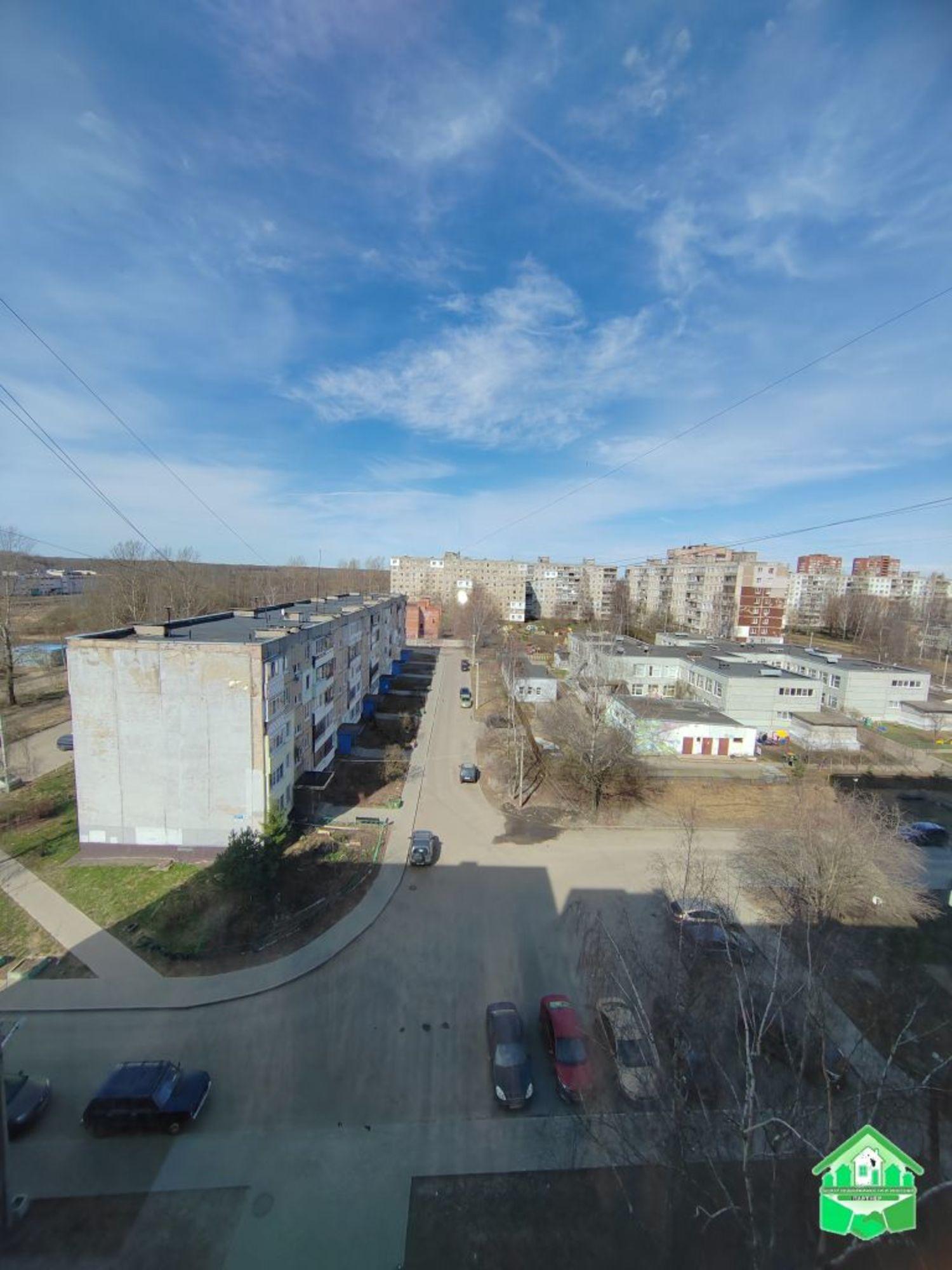 Купить квартиру за 2 320 000 рублей на Громова ул, 52