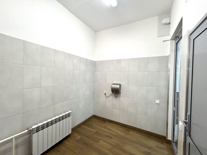 Офис Октября пр-кт, 40в
